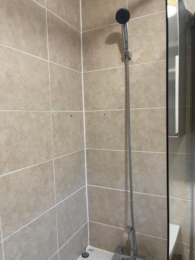 Newsuites Londen Buitenkant foto